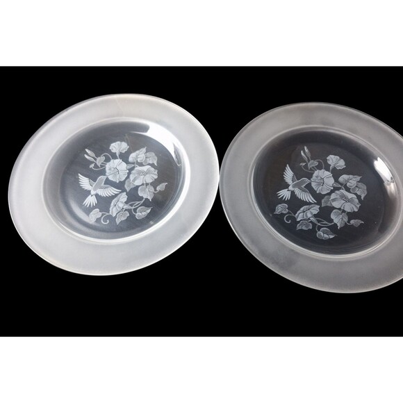 Vintage Hummingbird Avon Plates - 2-piece Set - Picture 2 of 3
